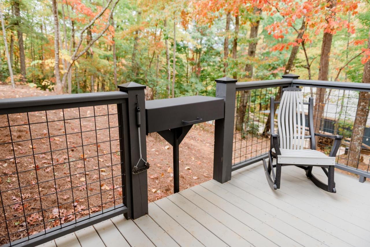 Bigfoots Retreat Chalet Villa Gatlinburg Exterior photo